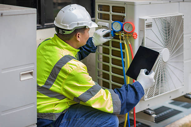 Professional Ac Installation technician working in Linden, IA